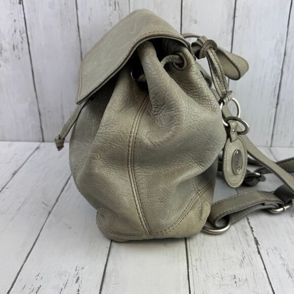 VTG Fossil Gray Pebbled Leather Maddox Distressed 1954 Keyhole Key Backpack Bag - Picture 4 of 14